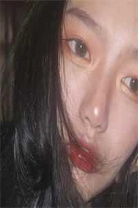 顶流的神秘女友