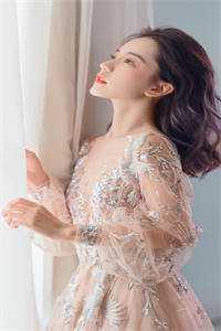 我用神瞳成为古玩玉石界的传奇