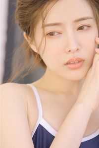 禁欲男神摁上墙，她就撩撩不负责:八零娇女一撒娇，高冷军少领证了